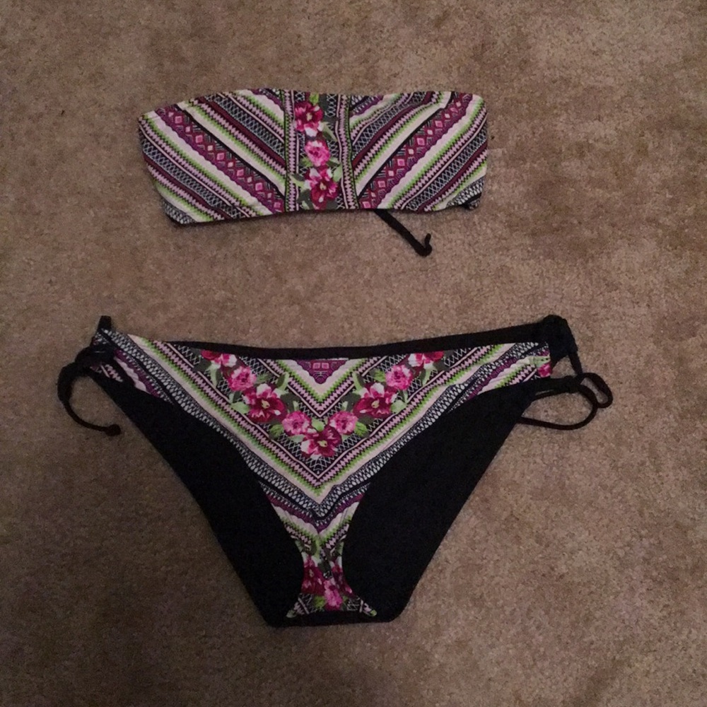 Swim suit